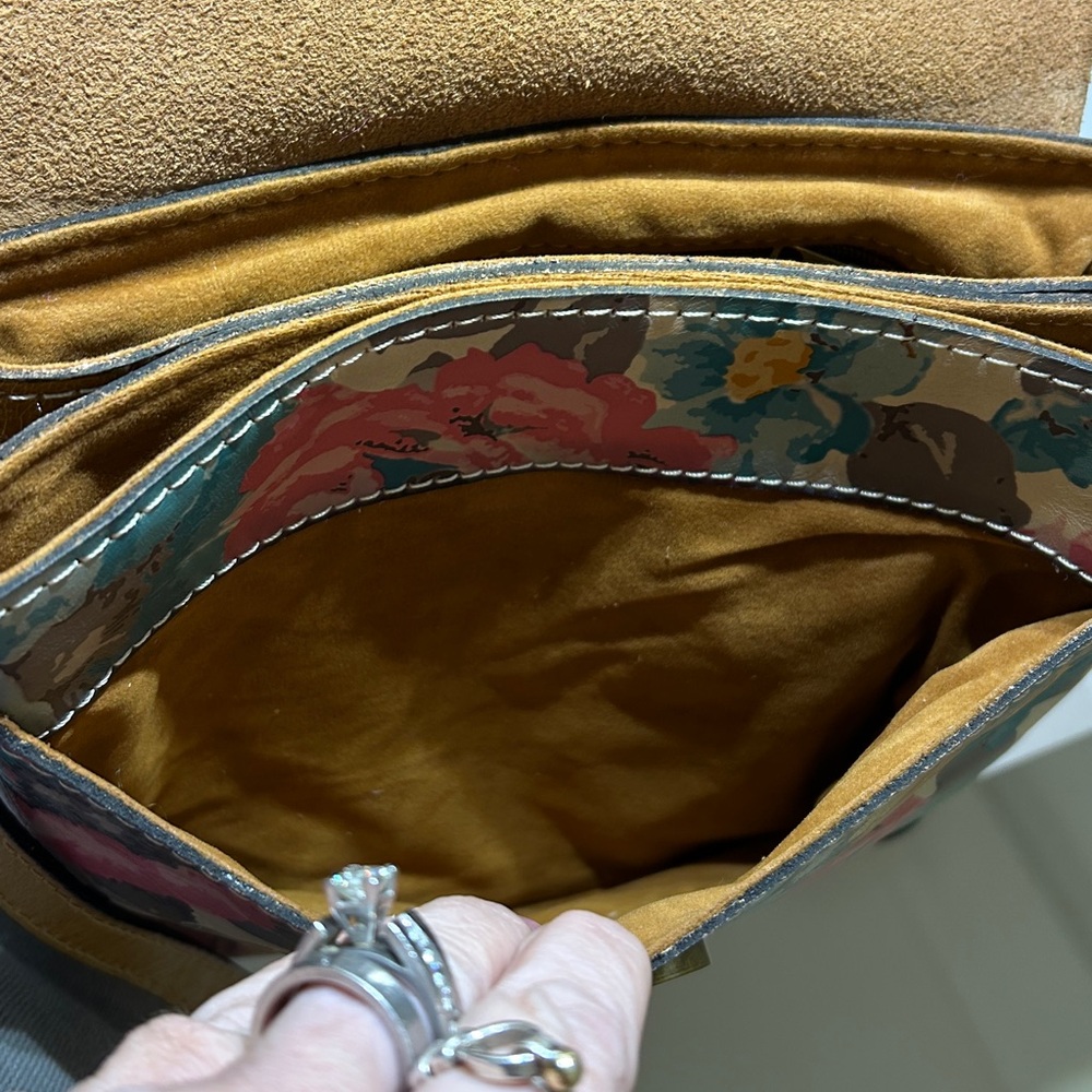 Patricia Nash First Bloom Leather Balluri Flap Crossbody bag - Picture 13 of 16